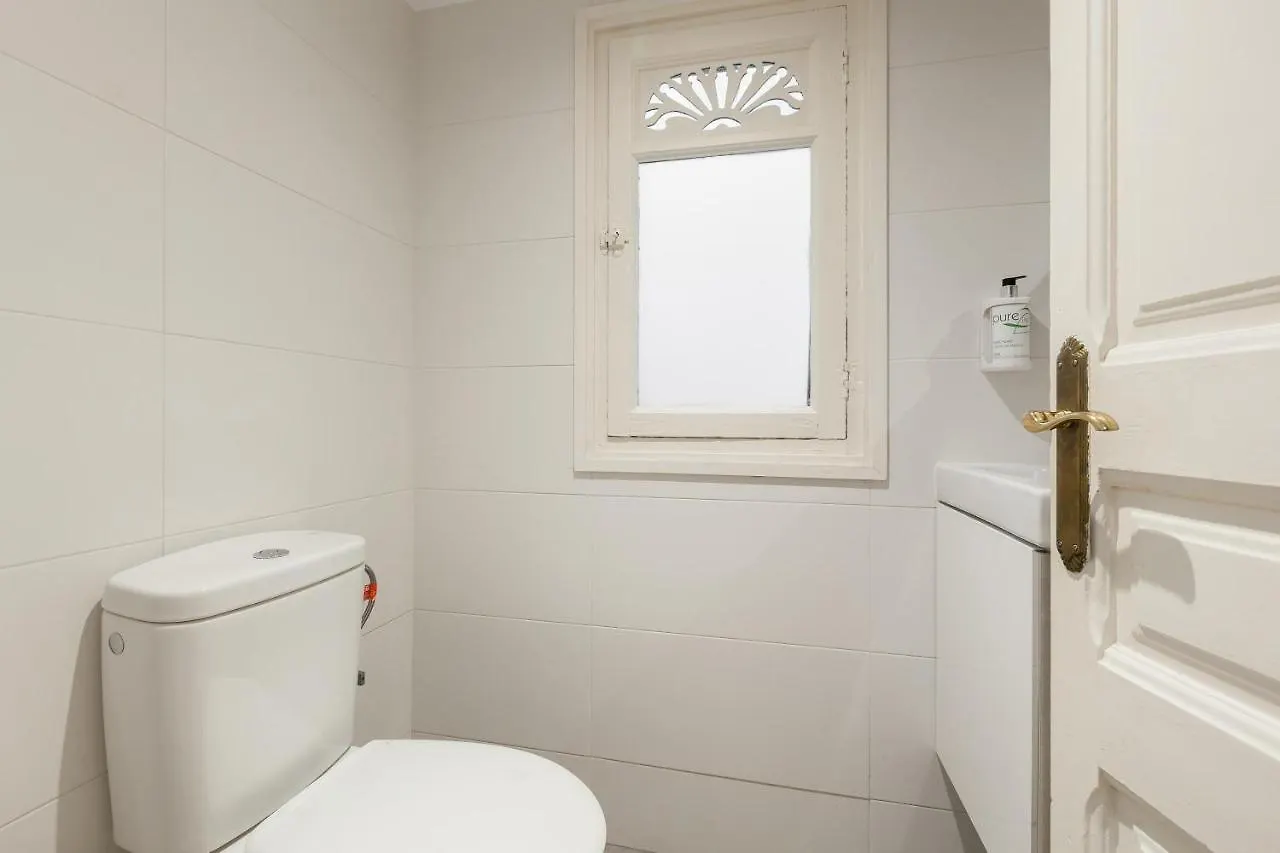 Key Bcn Apartment 4O1A 10P 5H Barcellona