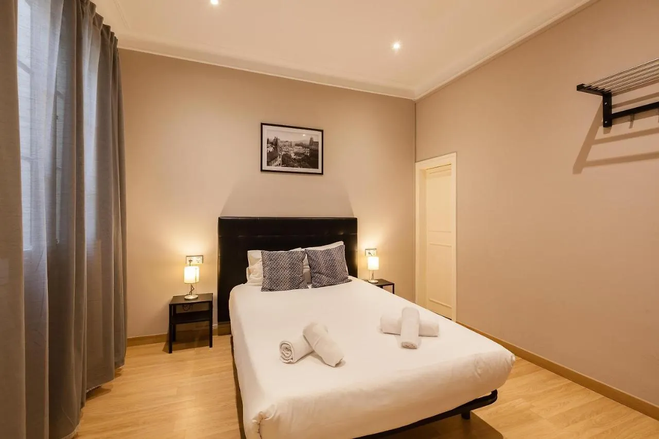 Key Bcn Apartment 4O1A 10P 5H Barcelona Spain