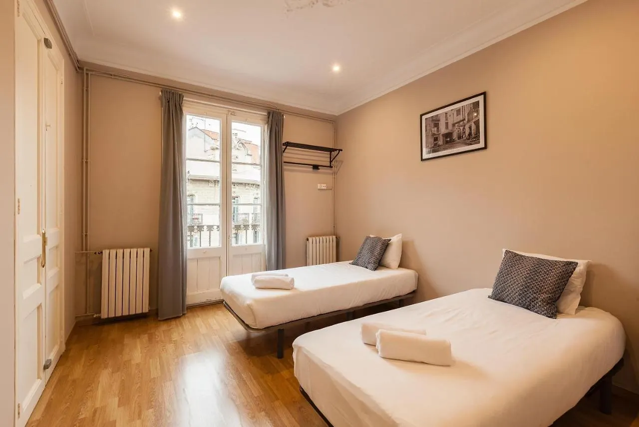 Key Bcn Apartment 4O1A 10P 5H Barcelona