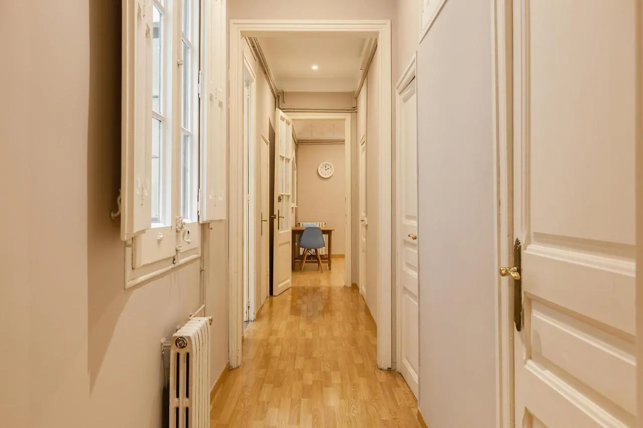 Key Bcn Apartment 4O1A 10P 5H Barcelona Spain
