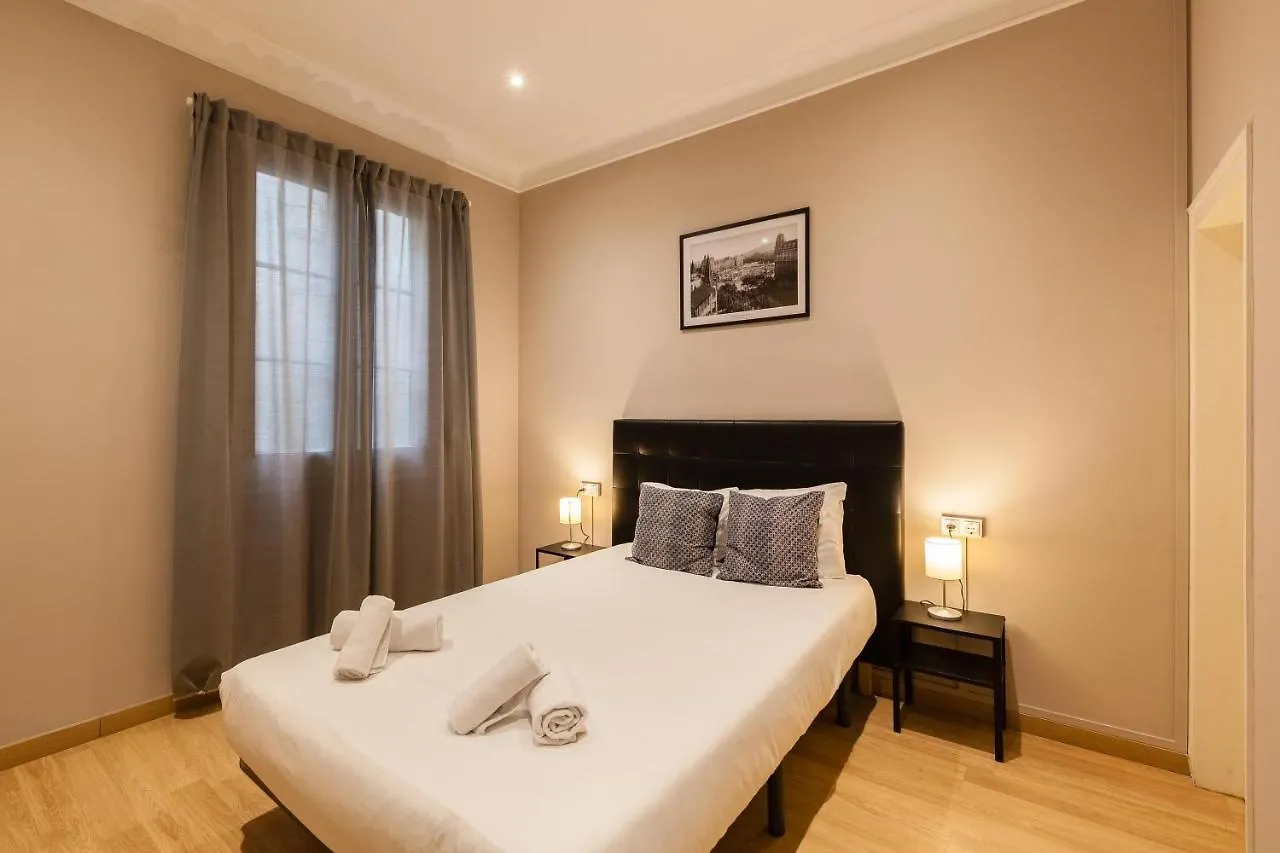 Key Bcn Apartment 4O1A 10P 5H Barcelona