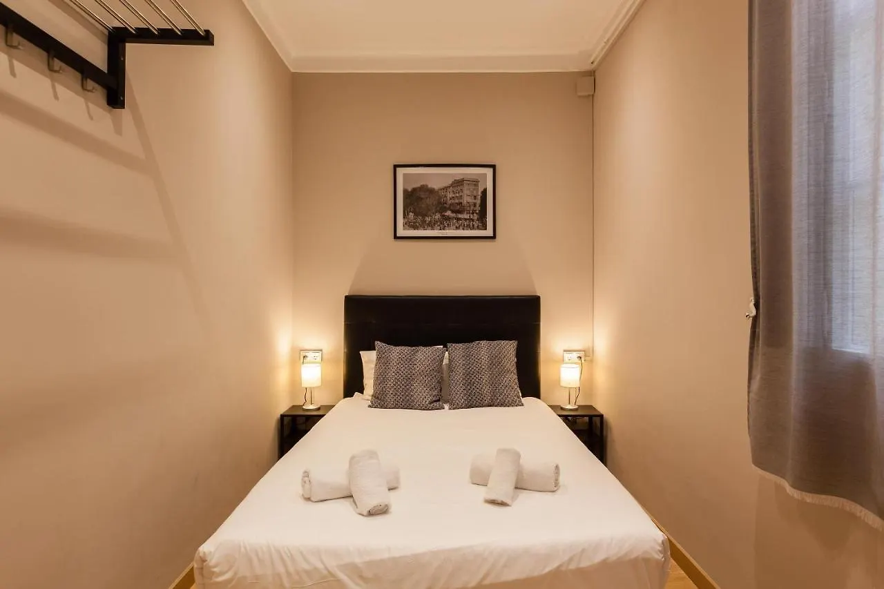 Key Bcn Apartment 4O1A 10P 5H Barcelona