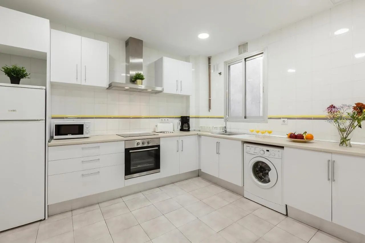 Key Bcn Apartment 4O1A 10P 5H Barcelona Spain